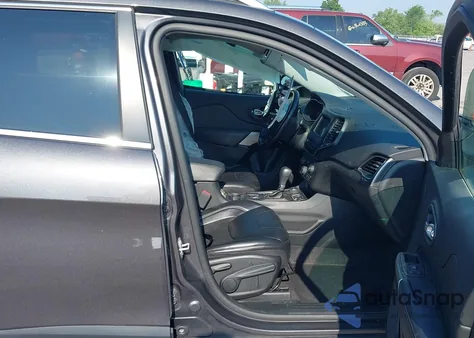 2020 Jeep Cherokee Latitude Plus z USA, uszkodzony, nr VIN 1C4PJMLB8LD510402